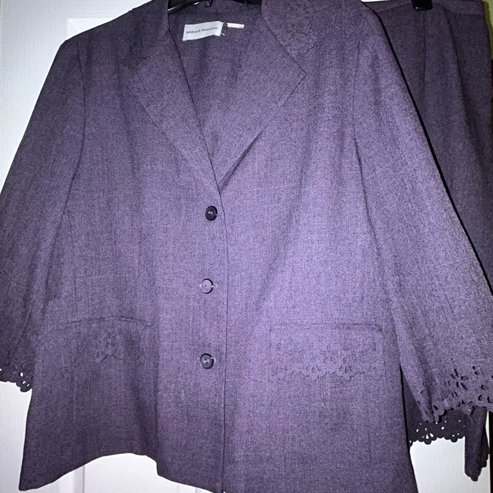 Alfred Dunner 2 piece suit (purple) with flower cut outs